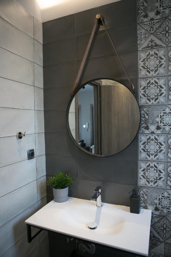 Sts Eight 7 New Luxury Apartment Thessaloniki Exterior photo